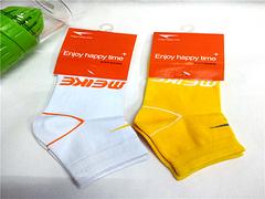 石狮大宇纸塑制品供应新品贴牌运动袜，价位合理的贴牌运动袜生产