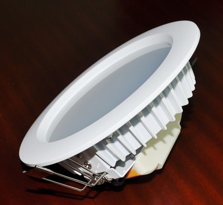 高品质LED筒灯6寸20W五年质保