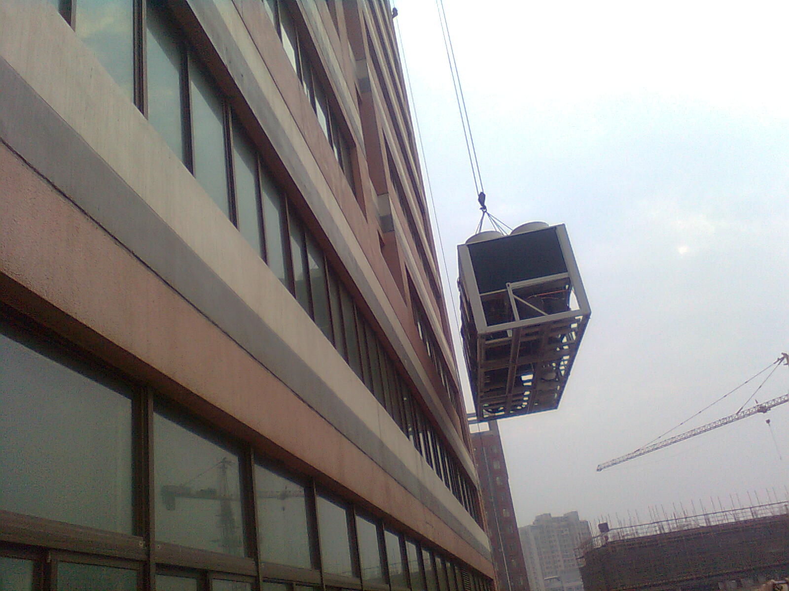 上?海闵行区起重吊装公司大件机器起重安装
