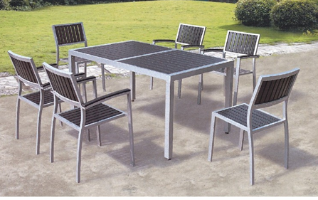 户外桌椅 闪银+黑色压纹 铝架+塑木桌椅组合