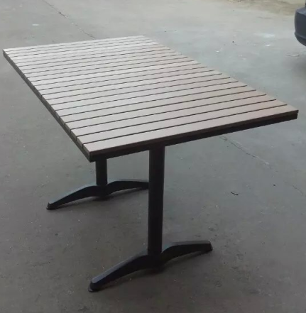 户外家私工厂直销 咖啡色+暗柚木拉丝 铝+塑木桌子