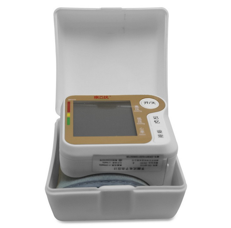 升级版家用电子血压计深圳血压计批发商 腕式新款血压计血压仪