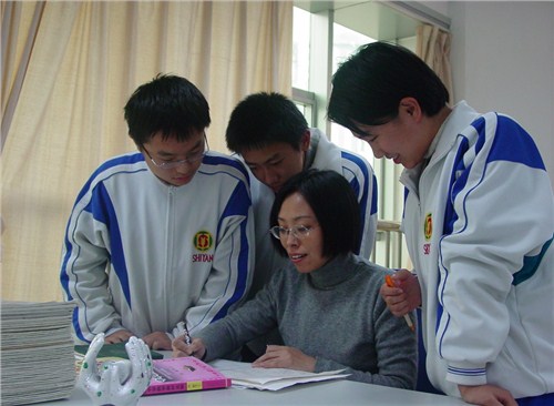 重庆小学生托管机构|重庆家教价目表|席文供
