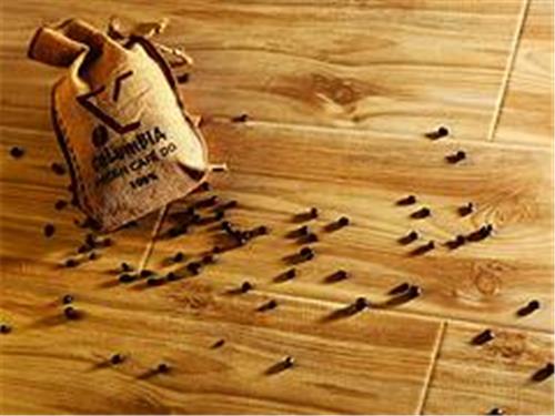 海恩木业畅销木地板【供应】，实木地板经销代理