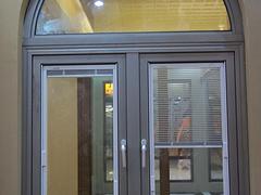 铝合金门窗代理_[供应]泉州耐用的门窗