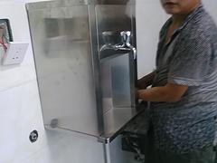 专业的不锈钢直饮水壁挂管线机在哪买，价格划算的直饮水管线机