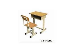 供应英才教学设备品质{yl}的课桌椅，威海升降课桌椅
