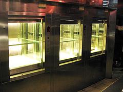 宁夏优惠的传菜电梯销售——抛售传菜电梯