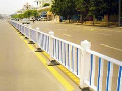 江苏PVC塑钢公路护栏批发商——优惠的护栏