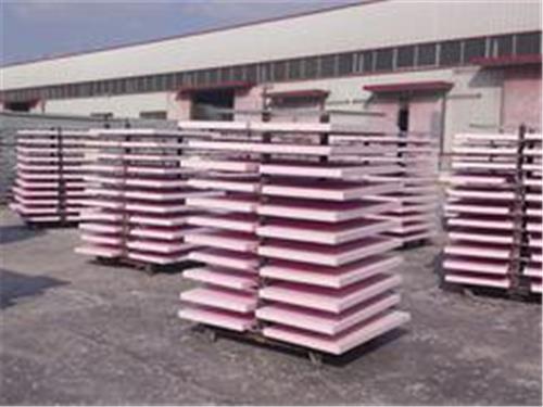 抢手的硅质板当选泽森保温材料_兰州硅质板批发