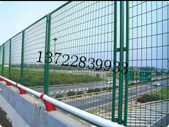 啥是桥梁防抛护栏网 规格型号用途广泛
