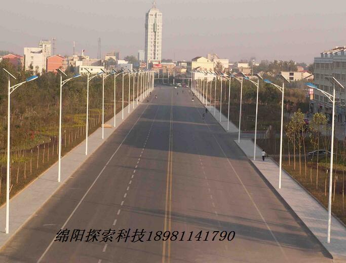 西藏太阳能路灯专业生产6米太阳能路灯