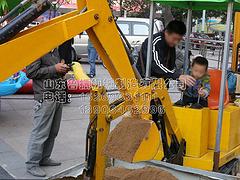 儿童游乐挖掘机出售：潍坊爆款儿童游乐挖掘机供销