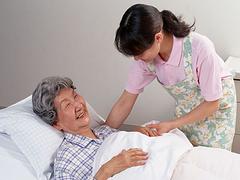可靠的老年人护理公司当属西安上善家政服务：陕西老人护理