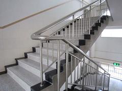 【厂家直销】潍坊实用的不锈钢楼梯扶手：加工不锈钢楼梯扶手
