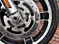 钟祥摩托车轮胎厂家|买质量可靠的摩托车轮胎当然是到钟祥中意轮胎了