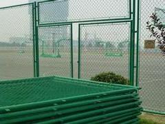 优良的学校体育场围栏网生产商——源海五金：滁州学校体育场围栏网