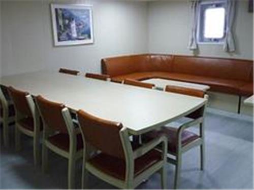 泰州哪里能买到新款会议室桌椅 会议桌椅供应商