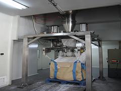 化工液体定量灌装机——质量好的化学品自动定量灌装生产线供应