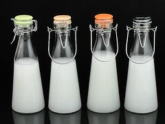 创意玻璃牛奶瓶：江苏品牌好的密封玻璃牛奶瓶厂家