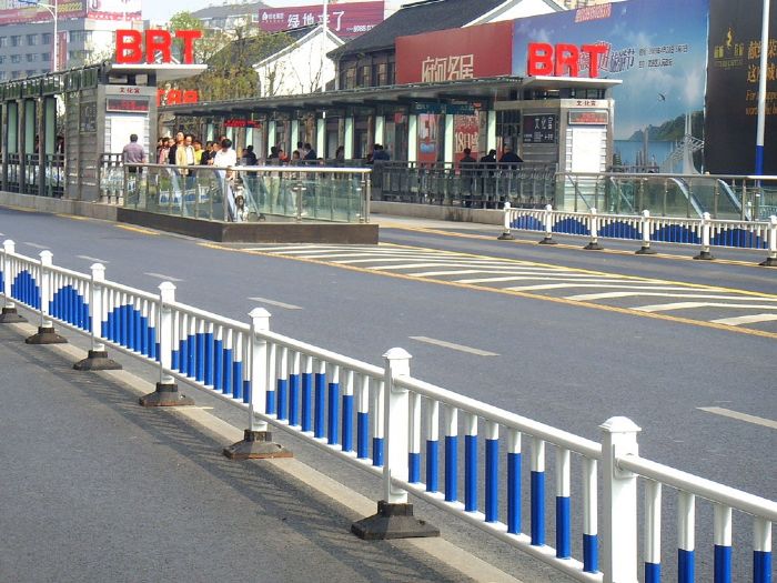 道路护栏 道路护栏生产厂家 道路护栏定做 道路护栏供应 道路护栏价格 道路护栏批发