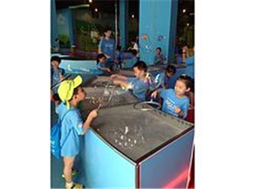 儿童乐园代理加盟：山东新式儿童乐园设施