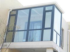 买新式的烟台封包阳台优选恒宇置业铝塑门窗——烟台断桥铝封包阳台供应
