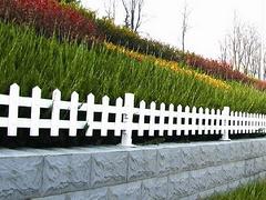 甘肃高品质的草坪护栏供应_兰州护栏