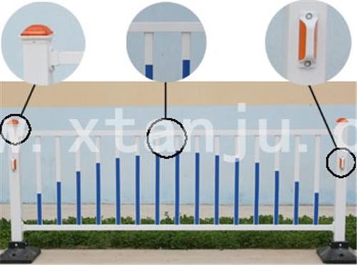 市政护栏厂家 公路护栏 中心隔离栏杆价格--安居护栏