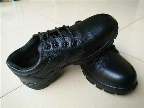 结实耐用的橡胶底劳保鞋 有品质的上线橡胶底耐油鞋上哪买