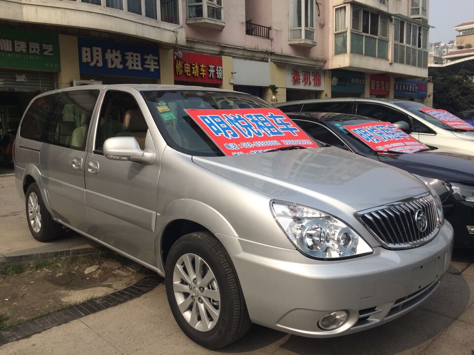 成都租车十一黄金周国庆租车|国庆节特价旅游租车|成都旅游租车