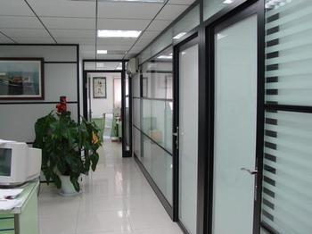 济南地区品质好的玻璃办公隔墙|价位合理的玻璃办公隔墙
