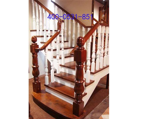 济南刘氏专业生产实木楼梯，xx大气，优质选材，放心！