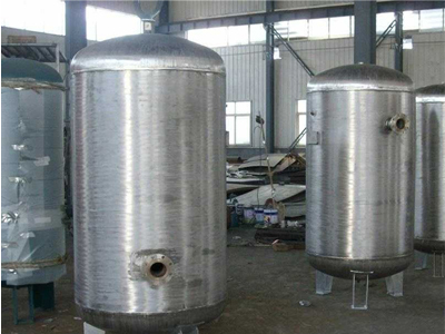 华鲁环保科技提供热门的储气罐_淄博玻璃钢化粪池