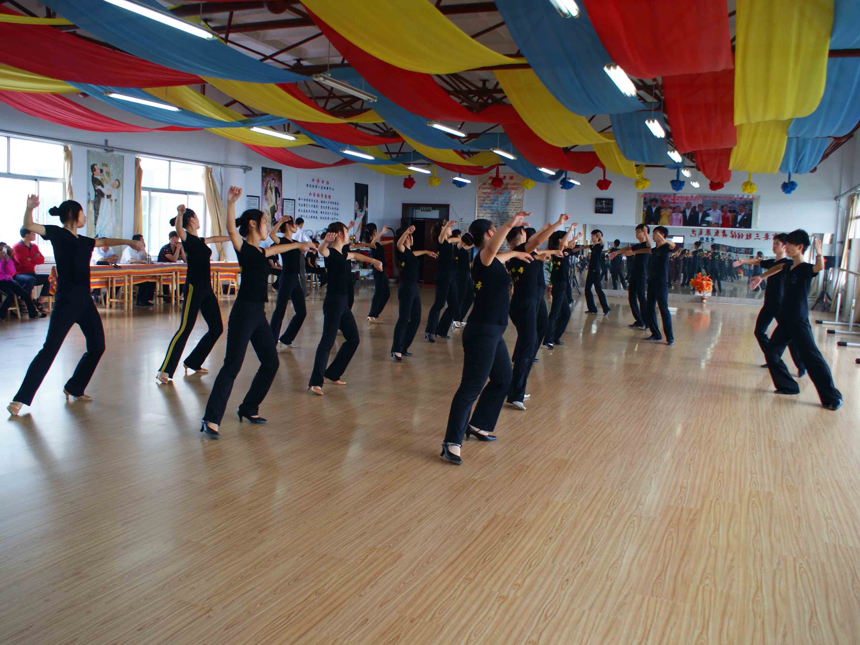 【领航】体育舞蹈培训@淄博体育舞蹈培训|张店体育舞蹈培训