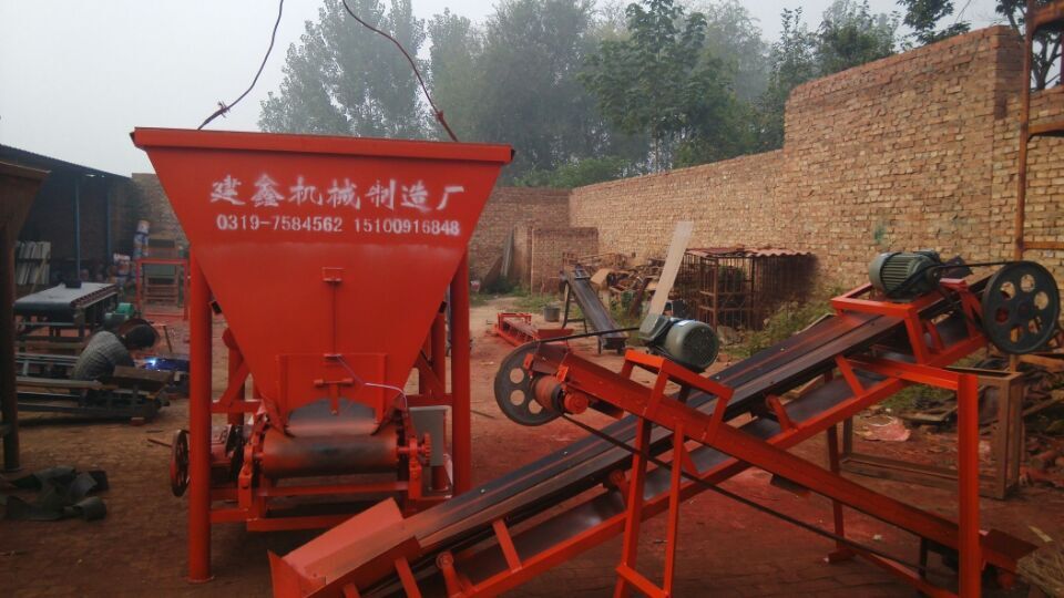 大量供应耐用的蜂窝煤机上料机 蜂窝煤机上料机代理