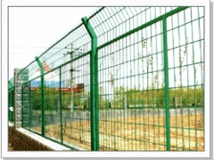 买xjb高的护栏网当然是到福江筛网了：福州围栏网