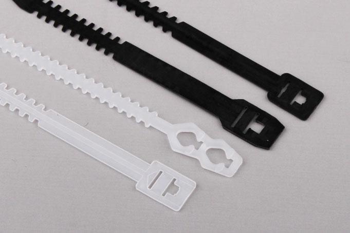 苏州惠华电子为您提供质量好的鱼骨束线带，反穿式束线带公司