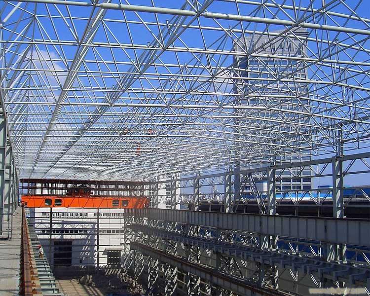 寿光阳光板工程：找可靠的阳光板工程就到青州玲珑钢结构