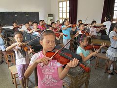 韵雅艺术教育，为您的孩子开启音乐之旅，谱写丰富多彩的音乐童年