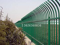 锌钢阳台栏杆批发 锌钢护栏生产厂
