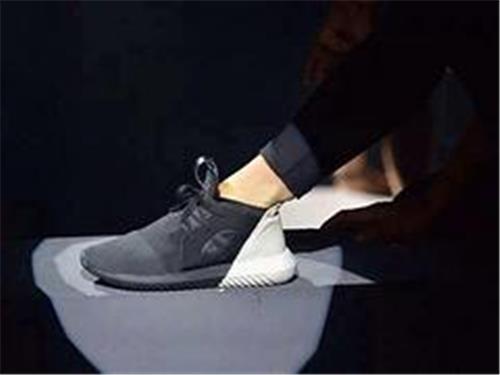 莆田哪里有供应新颖的新百伦慢跑鞋——精仿鞋厂商