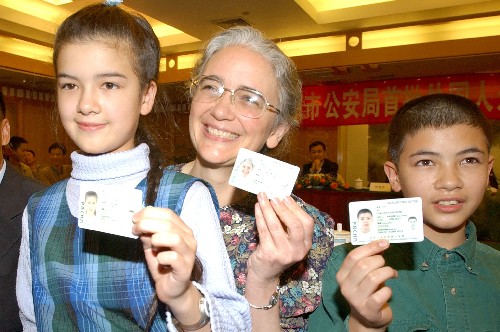 上海外国人就业许可 怎样才能找到信誉好的外国人就业证办理