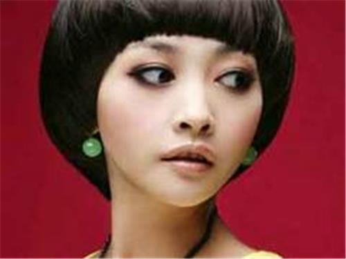 侯马小叶美发提供可信赖的女士沙宣头造型：曲沃女士沙宣头造型