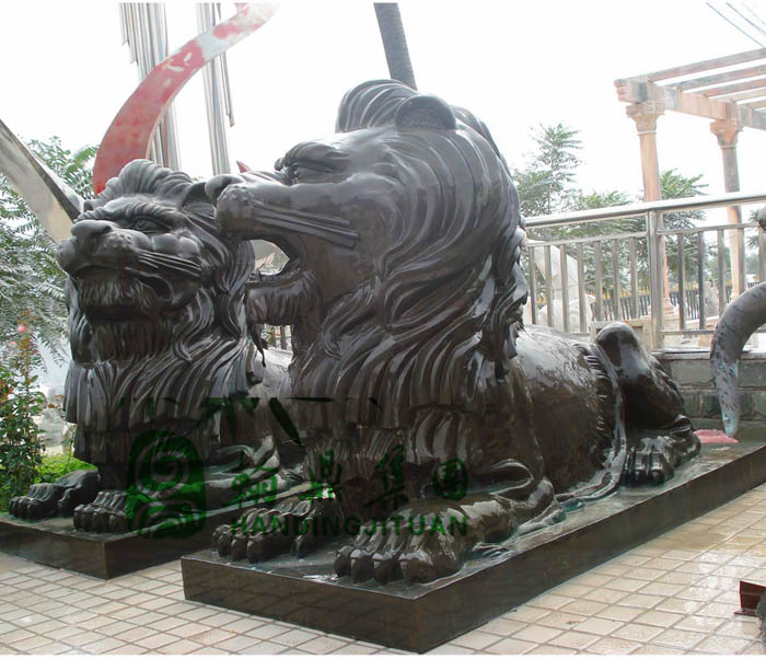 铜雕狮子大型加工厂家-翰鼎金属雕塑