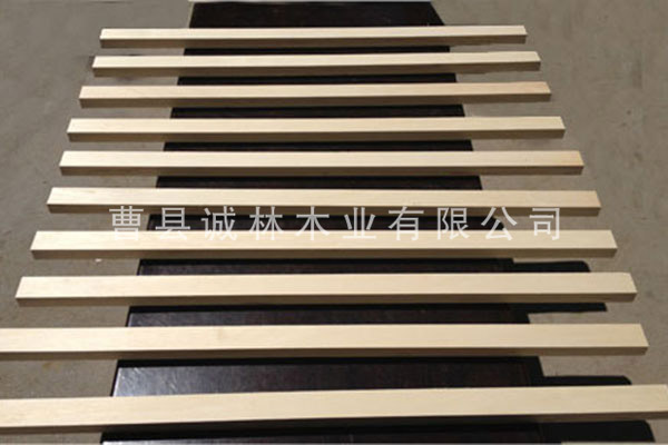 生产加工yz床板条，gd排骨床板条，出口环保杨木条