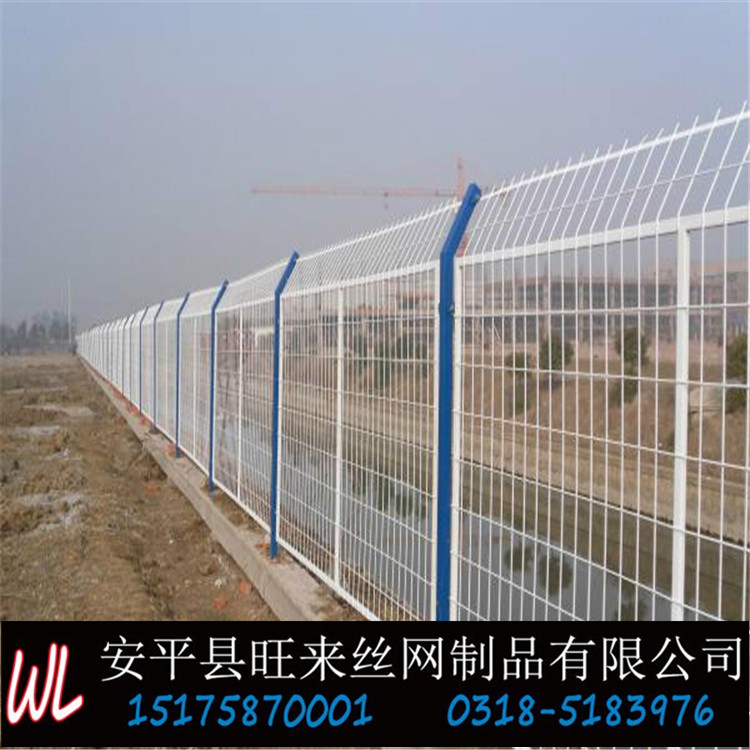 福州铁丝防护网 圈地围栏网 工厂圈墙围网