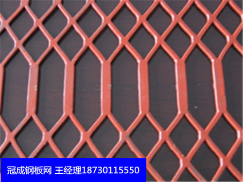 河北钢板网厂家的钢板网一平米多少钱，钢板网护栏，钢板网机