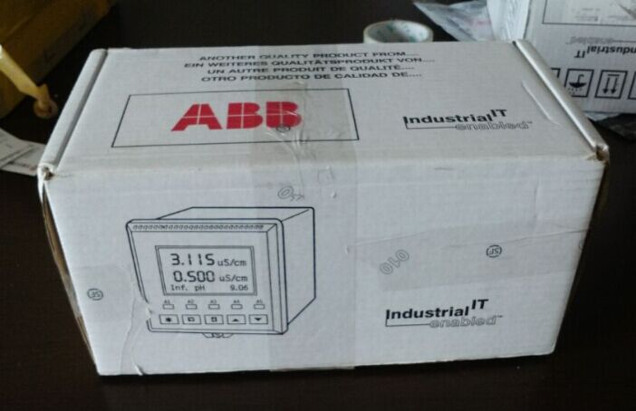 ABB 电导率变送器 TB82TE2010130